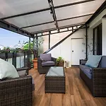 City Apartment With Superb Location